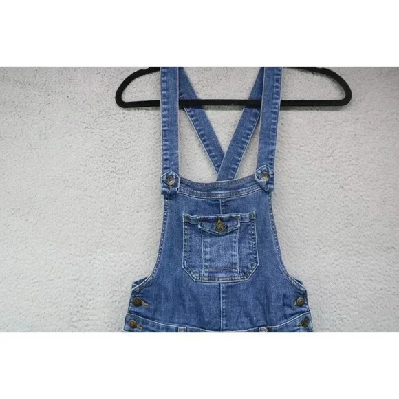 Unavailable - Picture 2 of 9